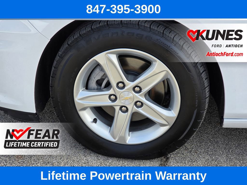 Used 2023 Chevrolet Malibu LS image 12