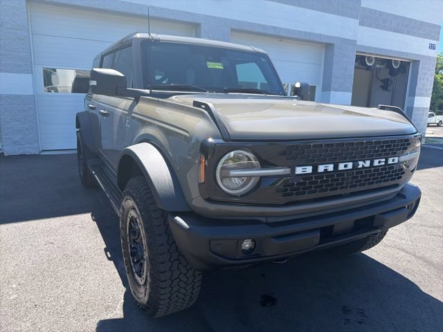 Certified 2025 Ford Bronco Outer Banks w/ Sasquatch Package AWD/4WD image 9