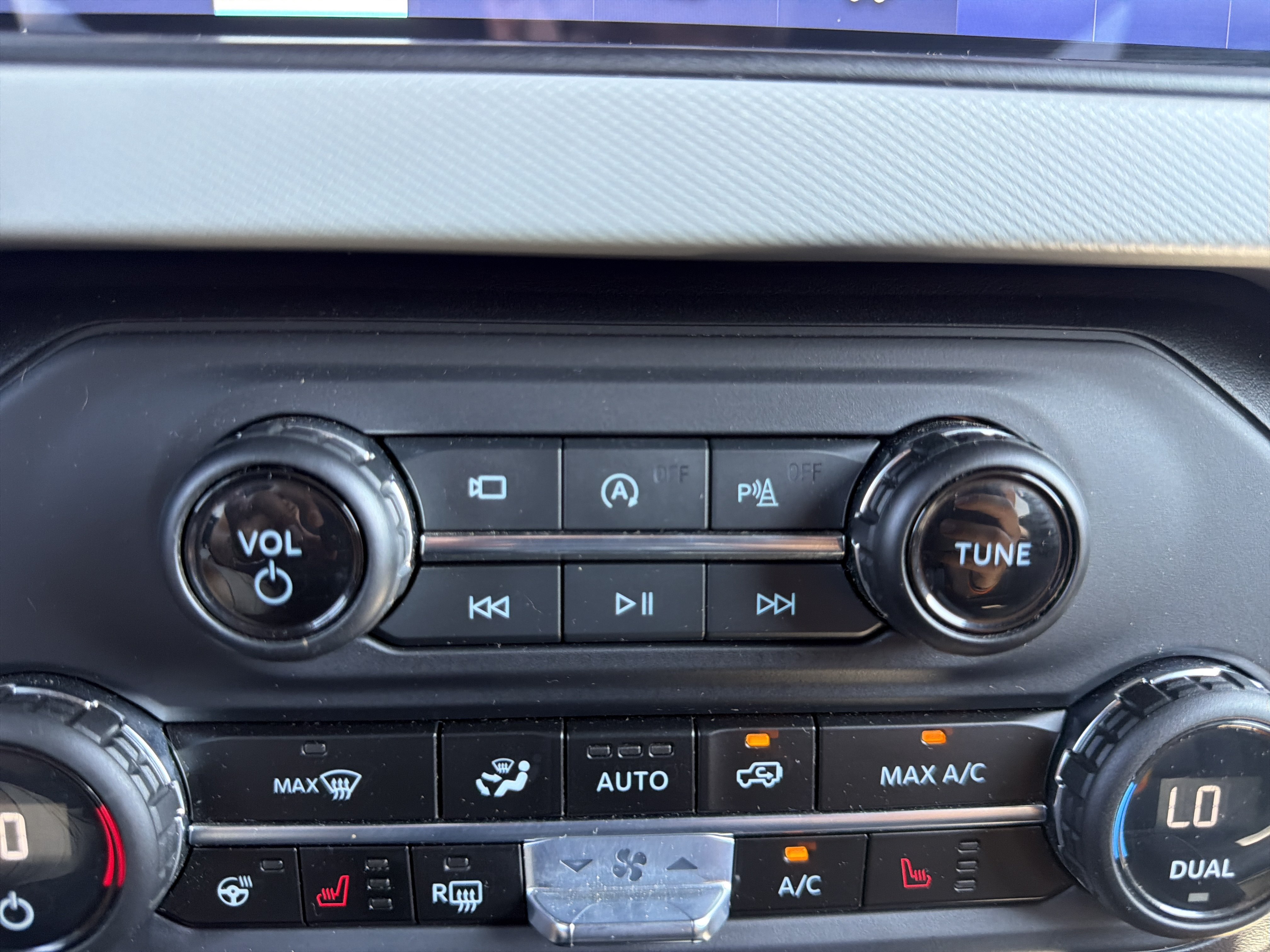 Certified 2023 Ford Bronco Badlands AWD/4WD image 29
