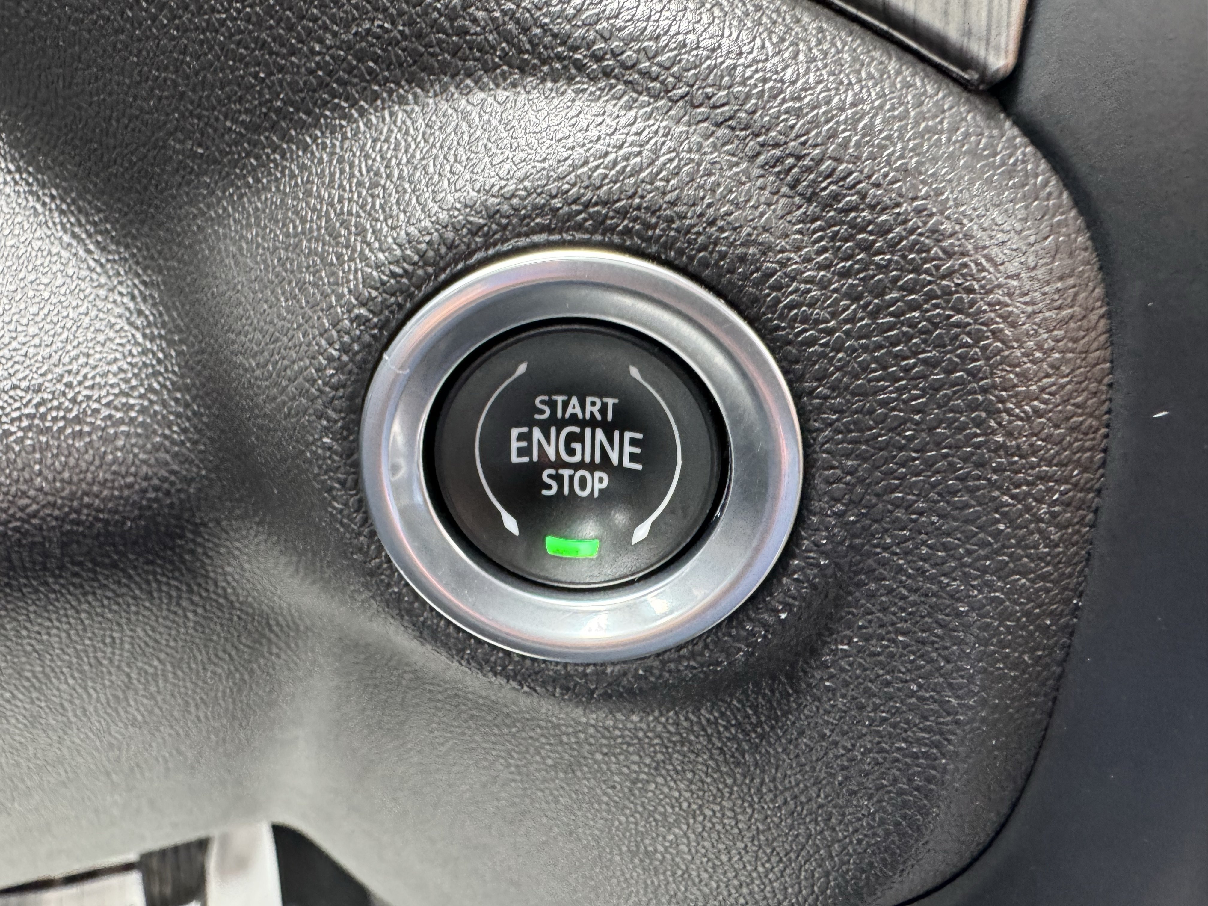 Used 2022 GMC Sierra 1500 Denali RWD image 15