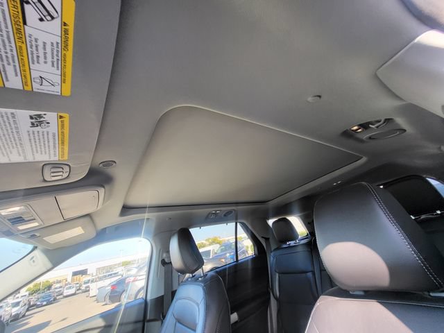 Certified 2023 Ford Explorer Limited w/ Hybrid Equipment Group 310A AWD/4WD image 6