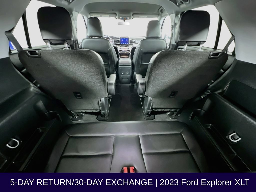 Certified 2023 Ford Explorer XLT w/ Equipment Group 202A AWD/4WD image 40