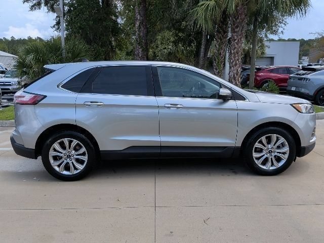 Certified 2024 Ford Edge Titanium AWD/4WD image 4