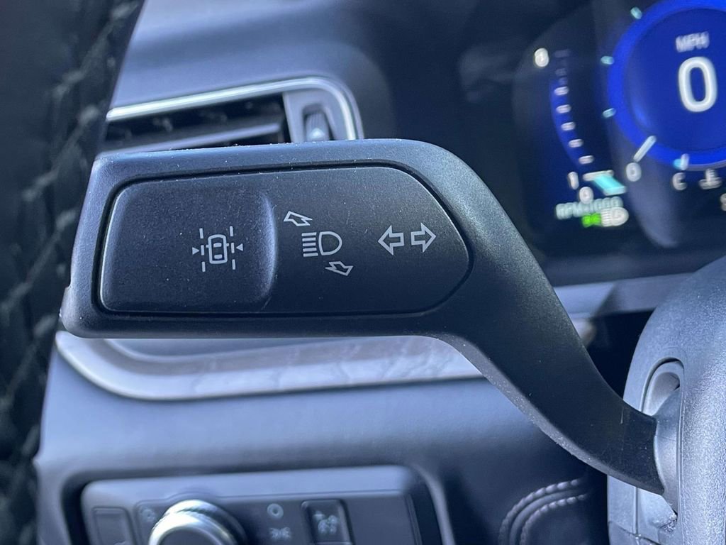 Certified 2022 Ford Explorer Platinum w/ Equipment Group 601A image 25