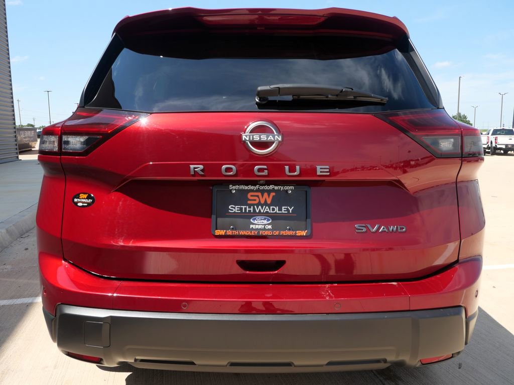 Used 2024 Nissan Rogue SV AWD/4WD image 5