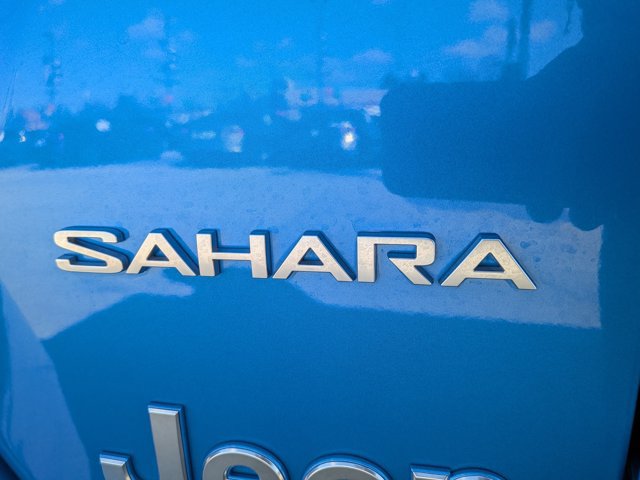 Used 2024 Jeep Wrangler Unlimited Sahara AWD/4WD image 31