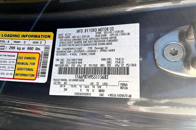 Certified 2025 Ford Mustang Coupe image 40