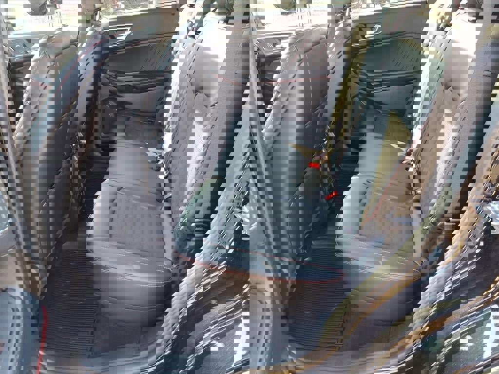 Certified 2024 Ford Edge ST-Line image 14