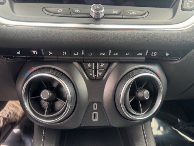 Used 2024 Chevrolet Blazer LT image 20