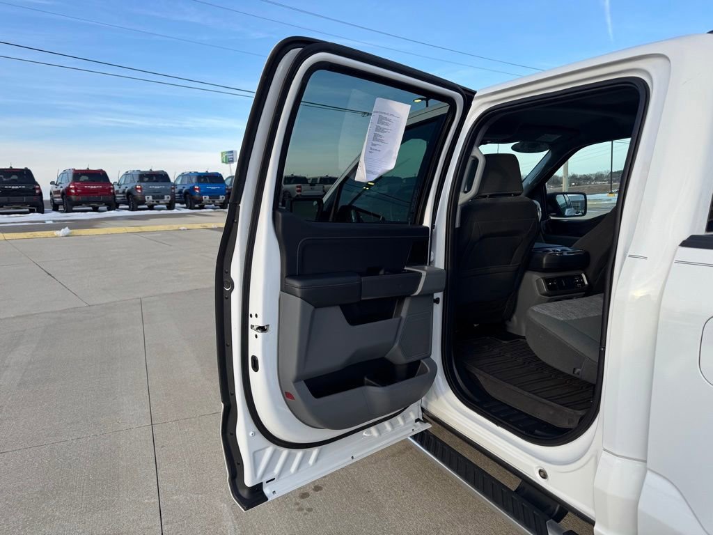 Certified 2023 Ford F150 XLT w/ Equipment Group 302A High image 31