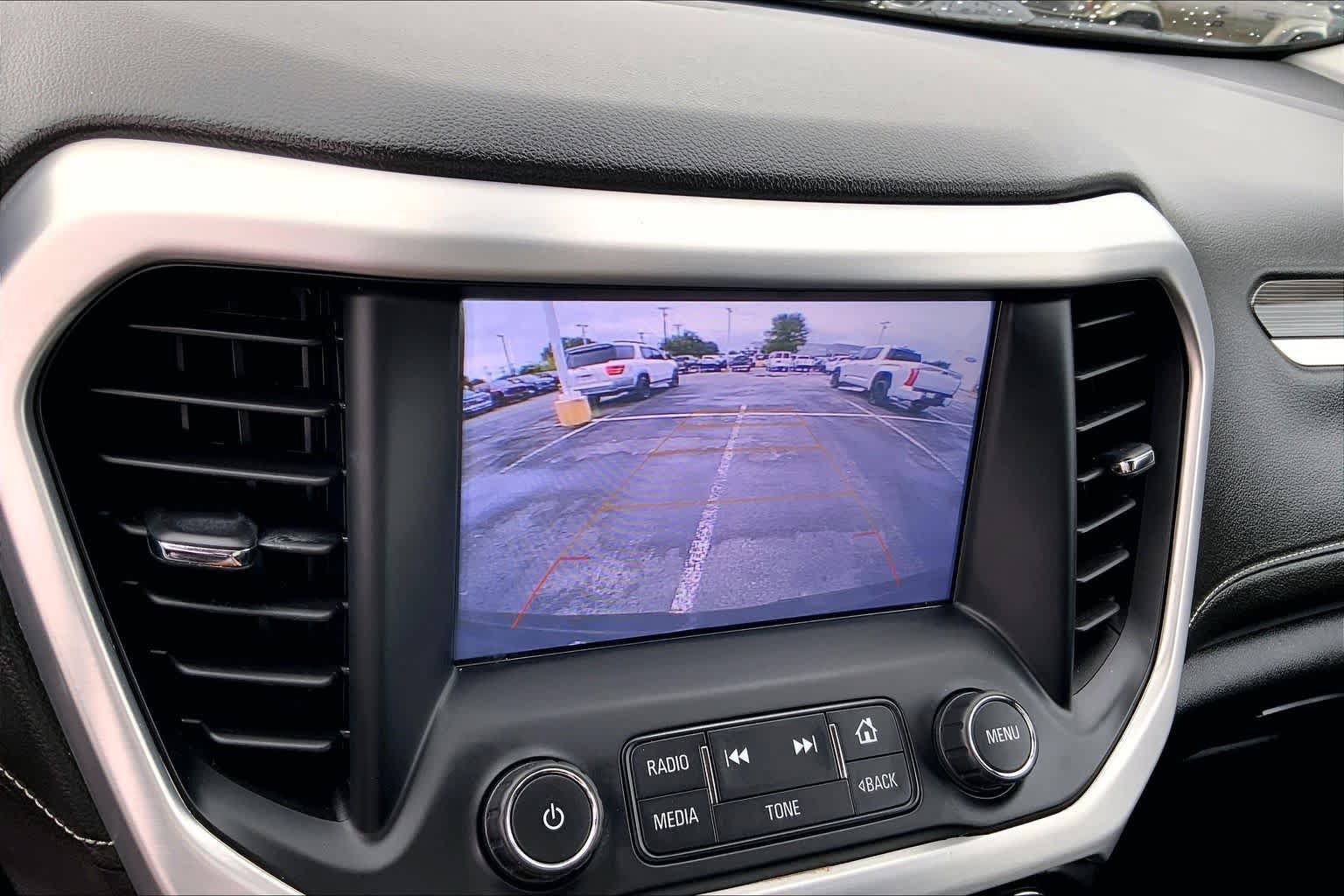 Used 2019 GMC Acadia SLT w/ LPO, Floor Liner Package FWD image 23