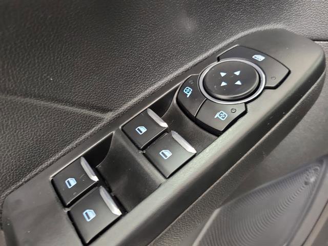 Certified 2025 Ford Escape Platinum AWD/4WD image 17