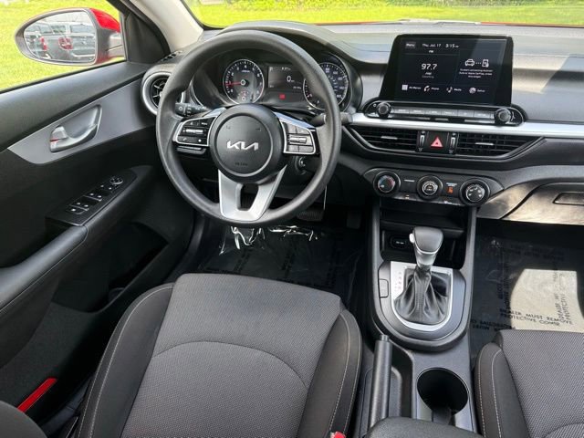 Used 2023 Kia Forte LXS w/ LXS Technology Package image 15