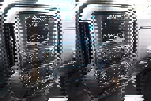 Used 2019 Chevrolet Silverado 1500 LT image 24