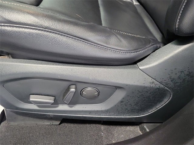 Certified 2020 Ford Explorer XLT w/ Equipment Group 202A image 9