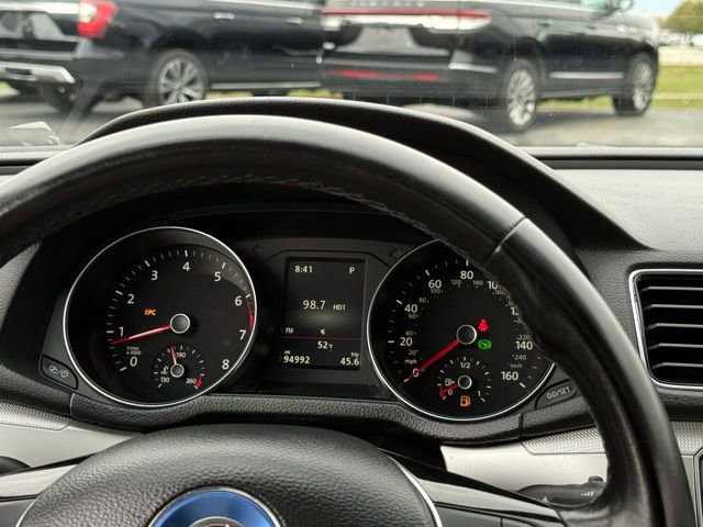 Used 2019 Volkswagen Passat 2.0T Wolfsburg w/ Wheels & Sunroof Package image 21