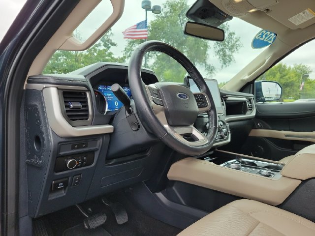 Certified 2023 Ford Expedition XLT AWD/4WD image 10