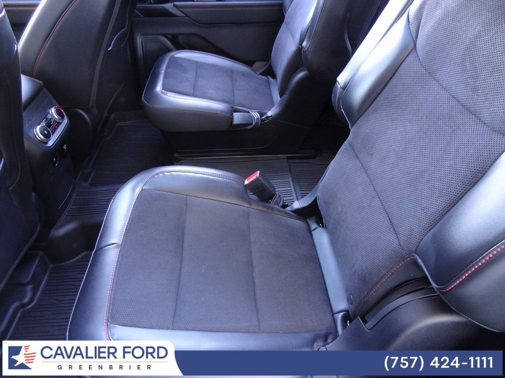 Certified 2025 Ford Explorer ST w/ Sun And Sound Package image 9