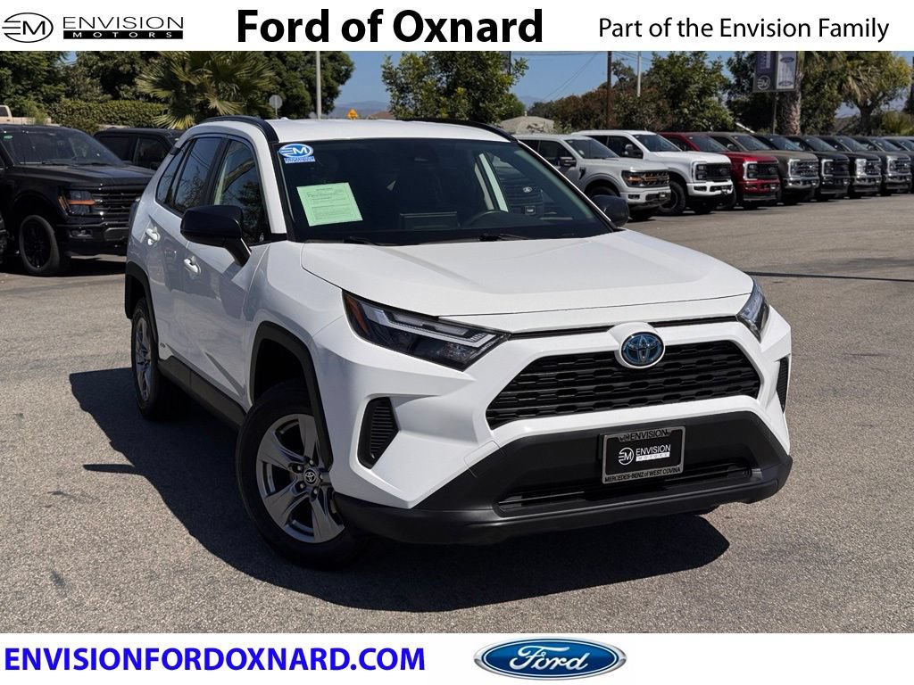Used 2023 Toyota RAV4 LE AWD/4WD image 1