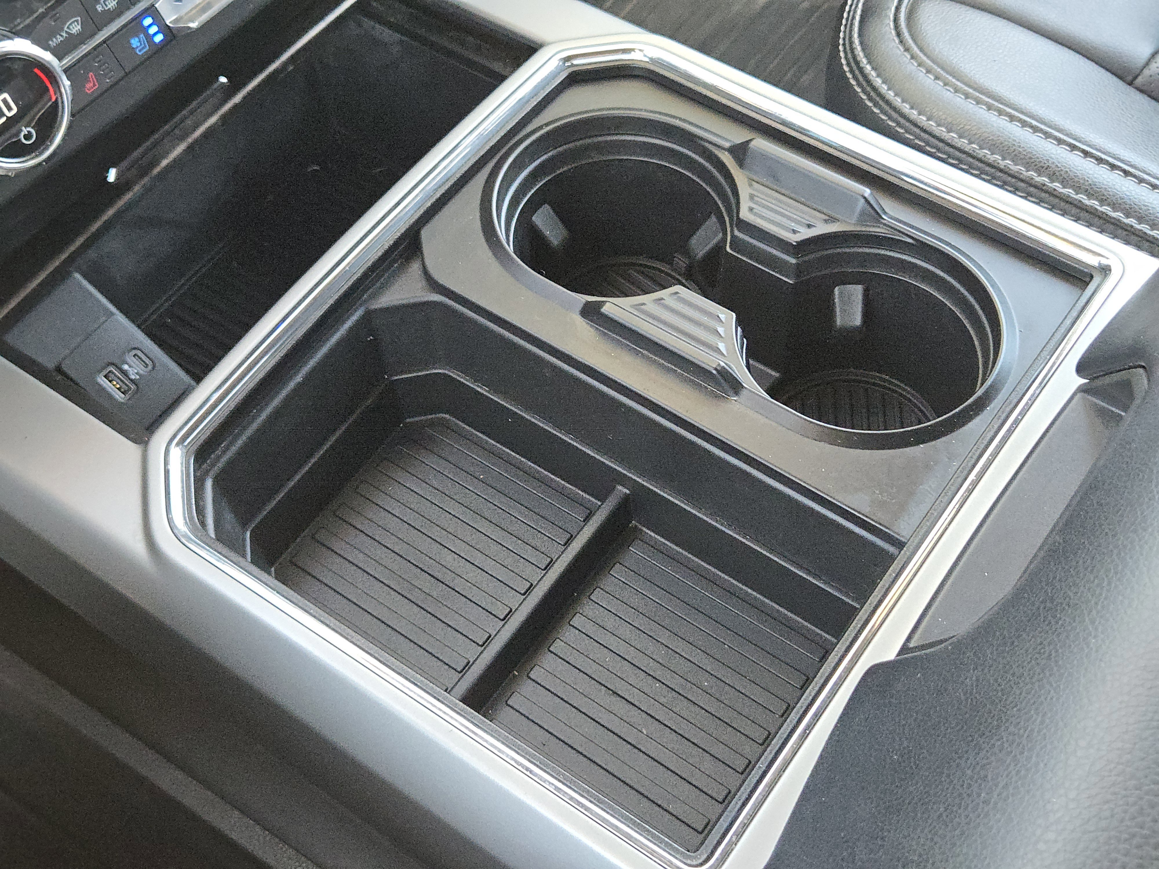 Certified 2022 Ford F250 Lariat w/ Lariat Value Package image 21