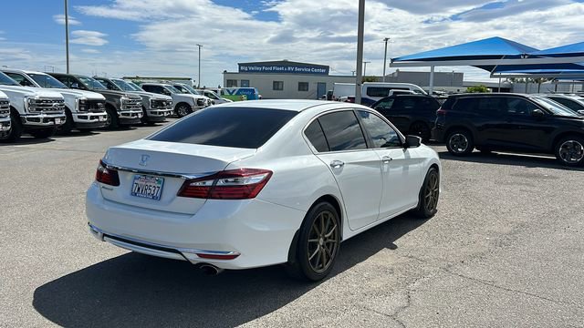 Used 2017 Honda Accord LX image 3
