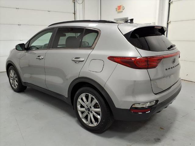 Used 2022 Kia Sportage Nightfall Edition w/ Nightfall Fwd Premium Package image 5