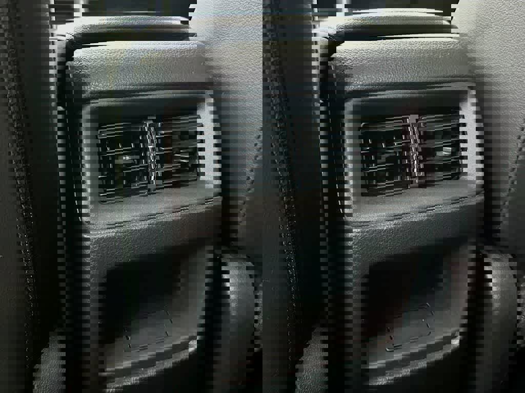 Used 2023 Honda CR-V EX-L image 16