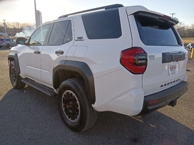 Used 2025 Toyota 4Runner TRD Off-Road AWD/4WD image 3