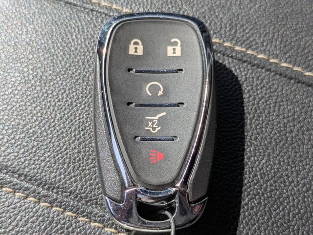 Used 2023 Chevrolet Traverse LT FWD image 27