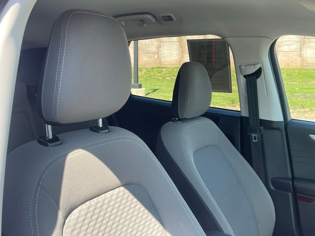 Certified 2022 Ford Escape SE w/ SE Sport Appearance Package image 17