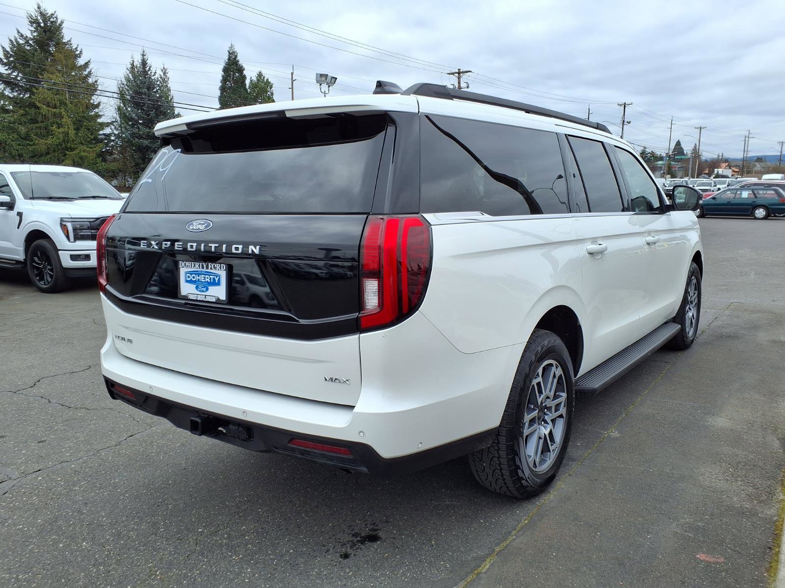 Certified 2025 Ford Expedition Max Active image 4