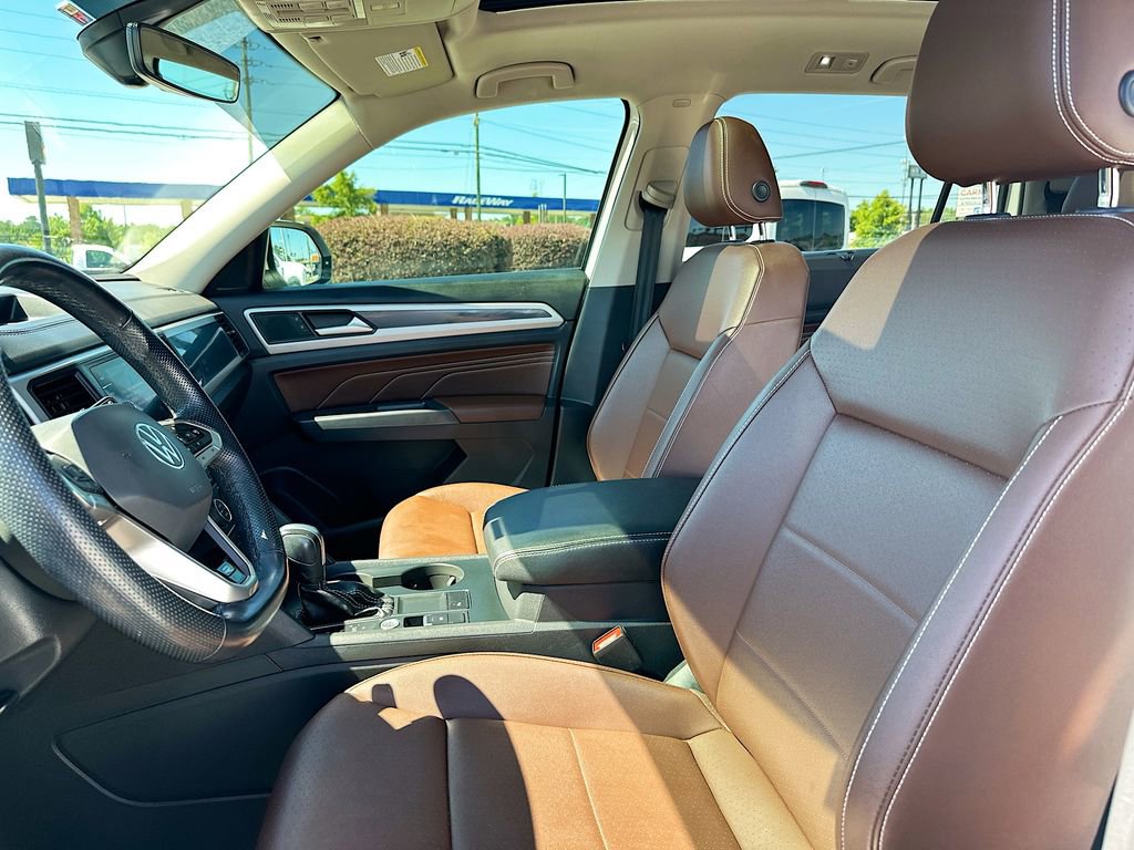 Used 2021 Volkswagen Atlas SE w/ Panoramic Sunroof Package FWD image 8