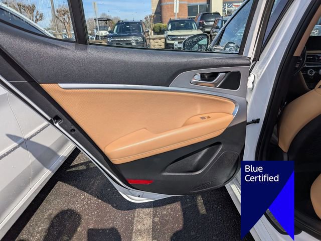 Used 2022 Genesis G70 3.3T image 24