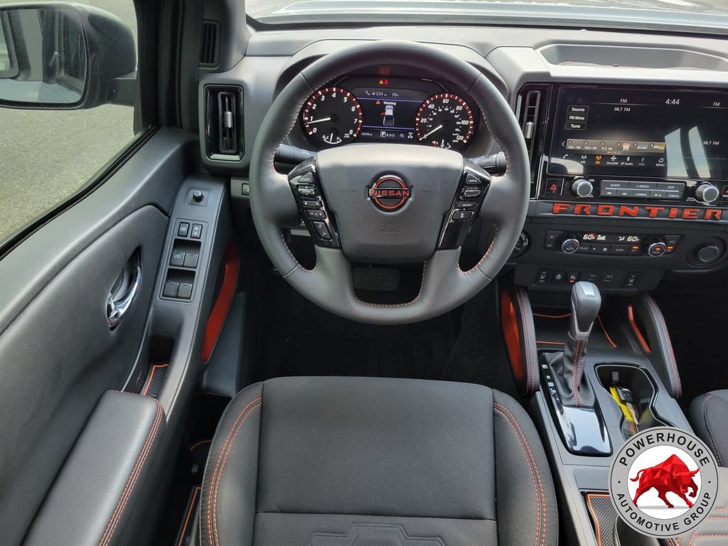 Used 2025 Nissan Frontier PRO-4X w/ Pro Convenience Package AWD/4WD image 19