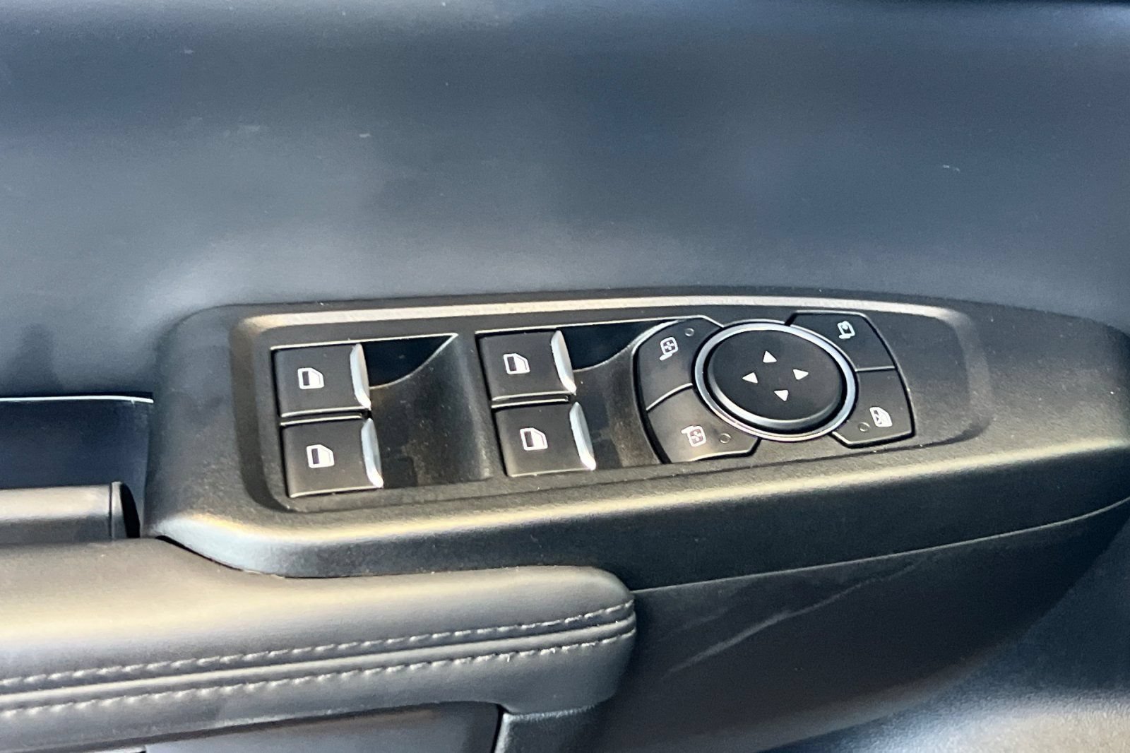 Certified 2025 Ford Ranger Raptor AWD/4WD image 14
