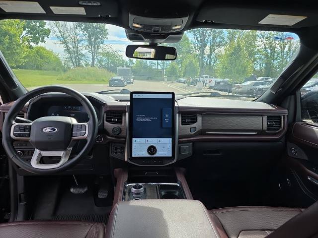 Certified 2023 Ford Expedition Limited AWD/4WD image 10
