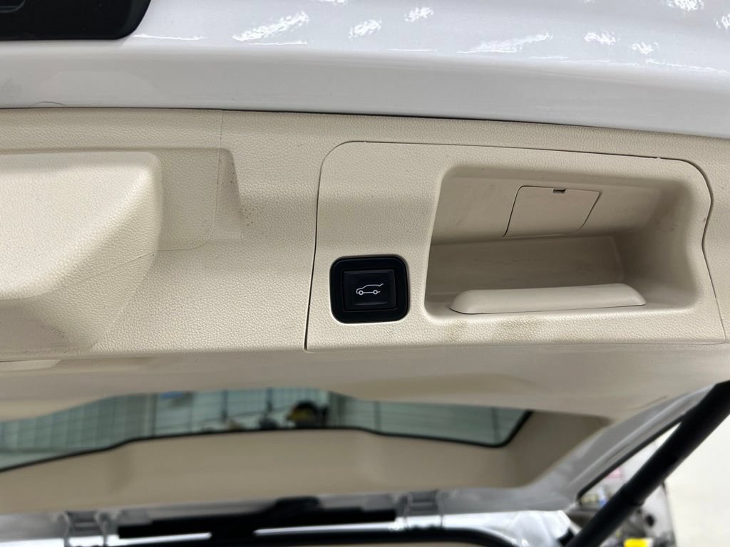 Used 2023 GMC Acadia Denali w/ Denali Technology Package AWD/4WD image 35