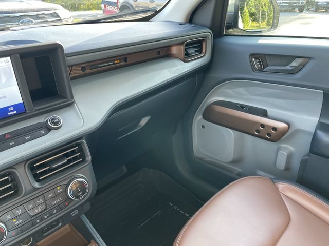 Certified 2022 Ford Maverick Lariat w/ Lariat Luxury Package AWD/4WD image 44