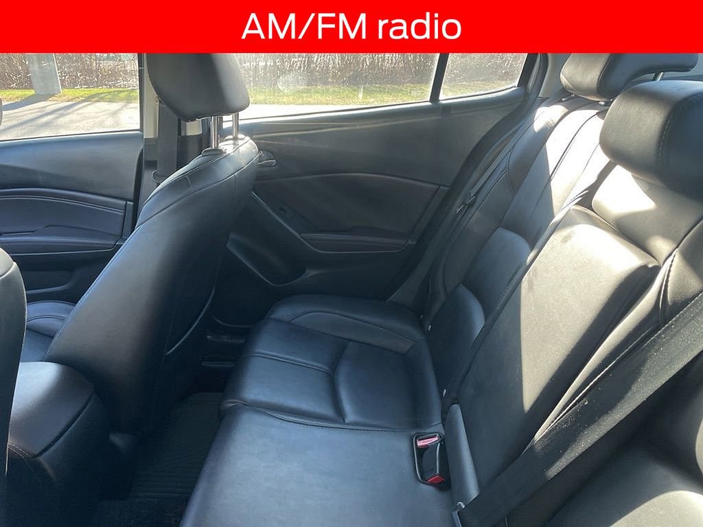 Used 2018 MAZDA MAZDA3 Touring image 7