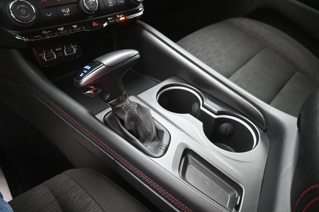 Used 2025 Dodge Durango GT AWD/4WD image 30