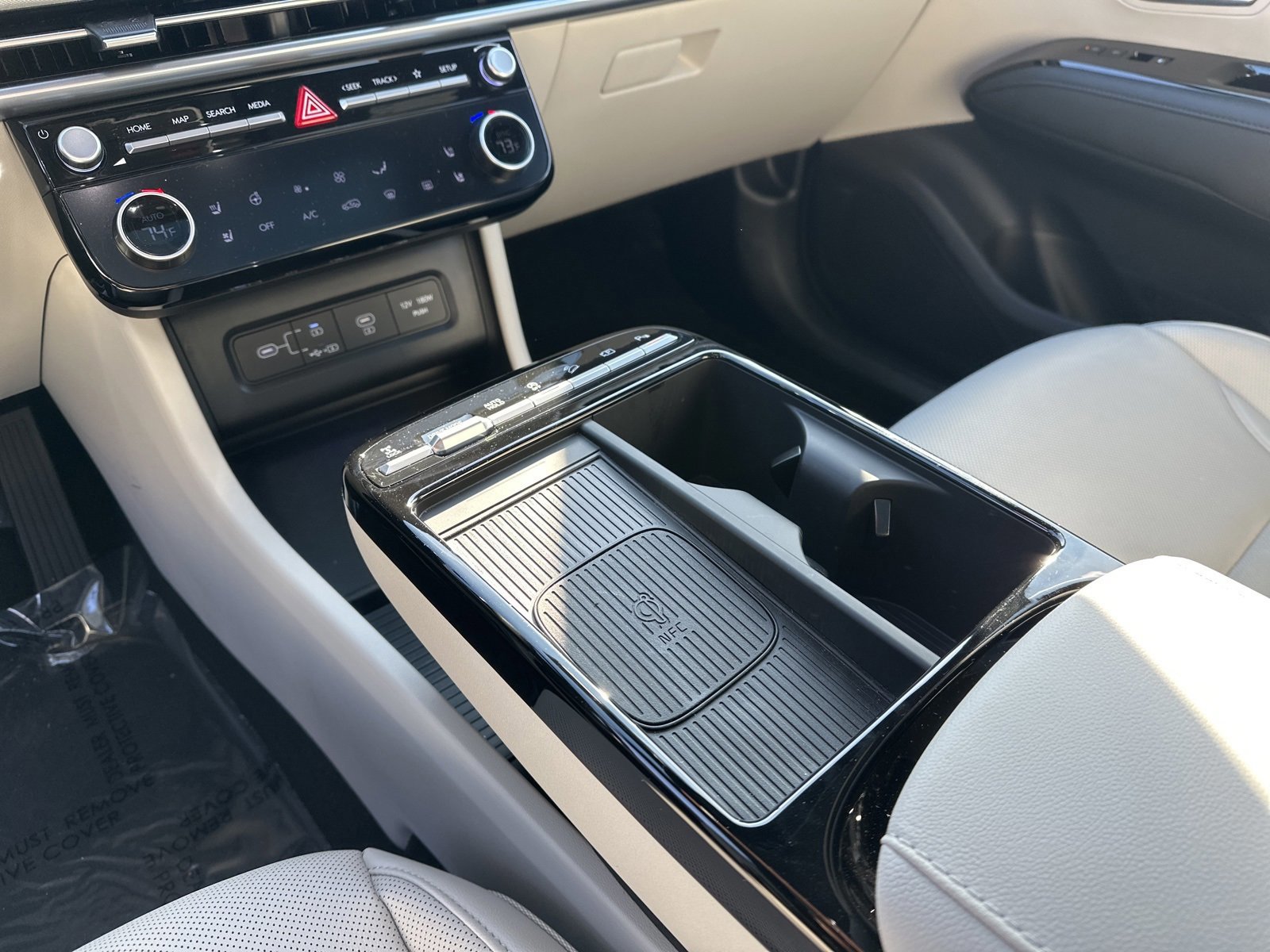 Used 2025 Hyundai Tucson Limited image 19