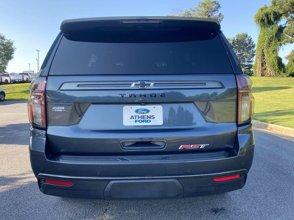 Used 2021 Chevrolet Tahoe RST w/ Luxury Package AWD/4WD image 4
