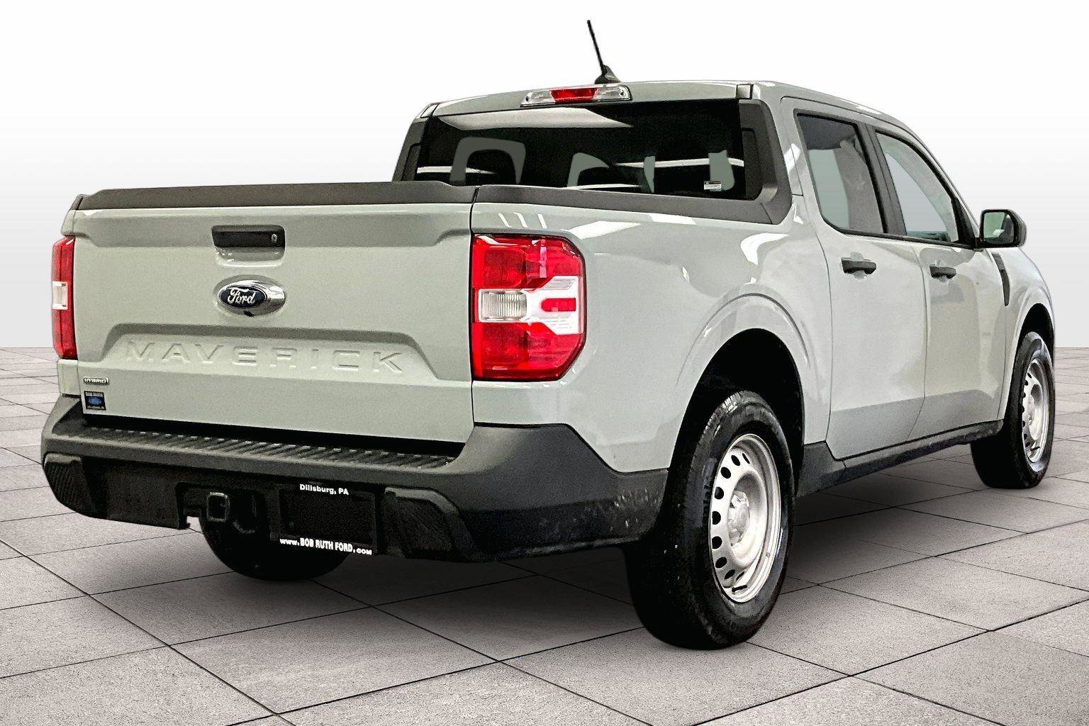 Certified 2024 Ford Maverick XL image 11