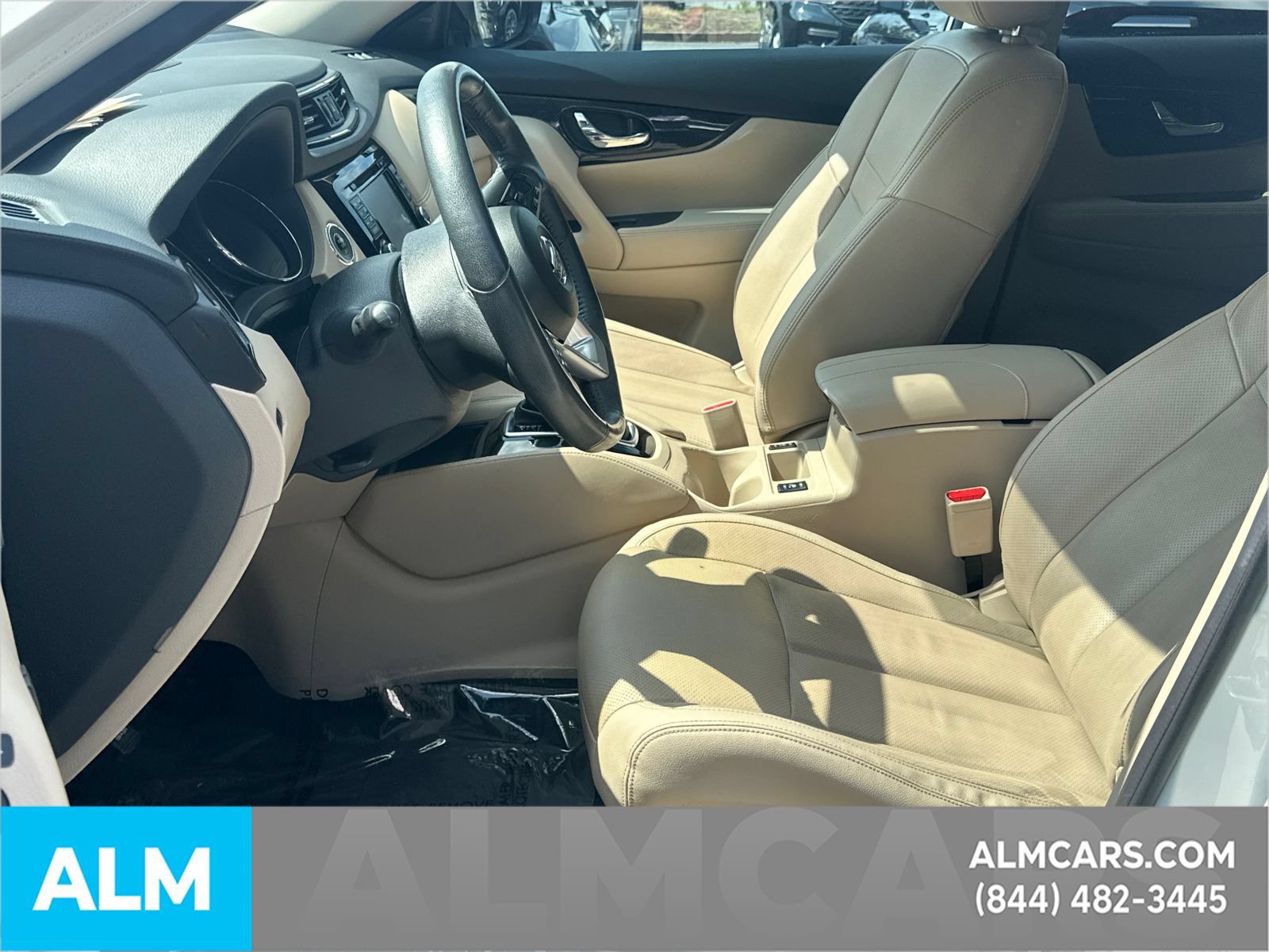 Used 2017 Nissan Rogue SL w/ SL Premium Package FWD image 10