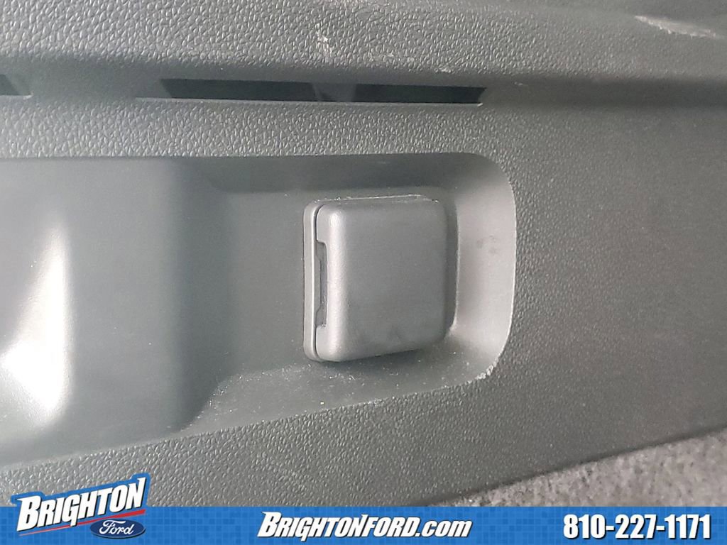 Used 2023 Buick Envision Essence image 7