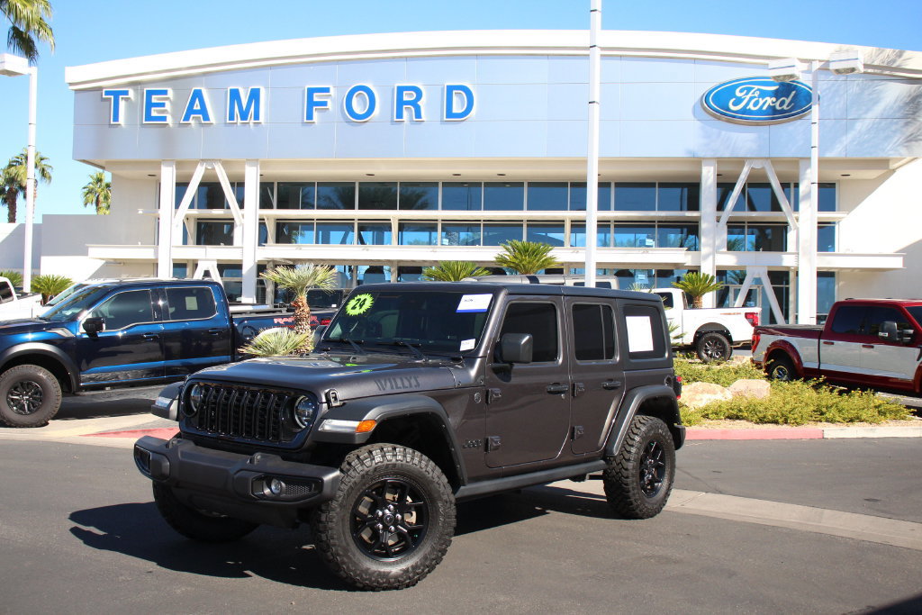 Used 2024 Jeep Wrangler Unlimited Sport AWD/4WD image 2