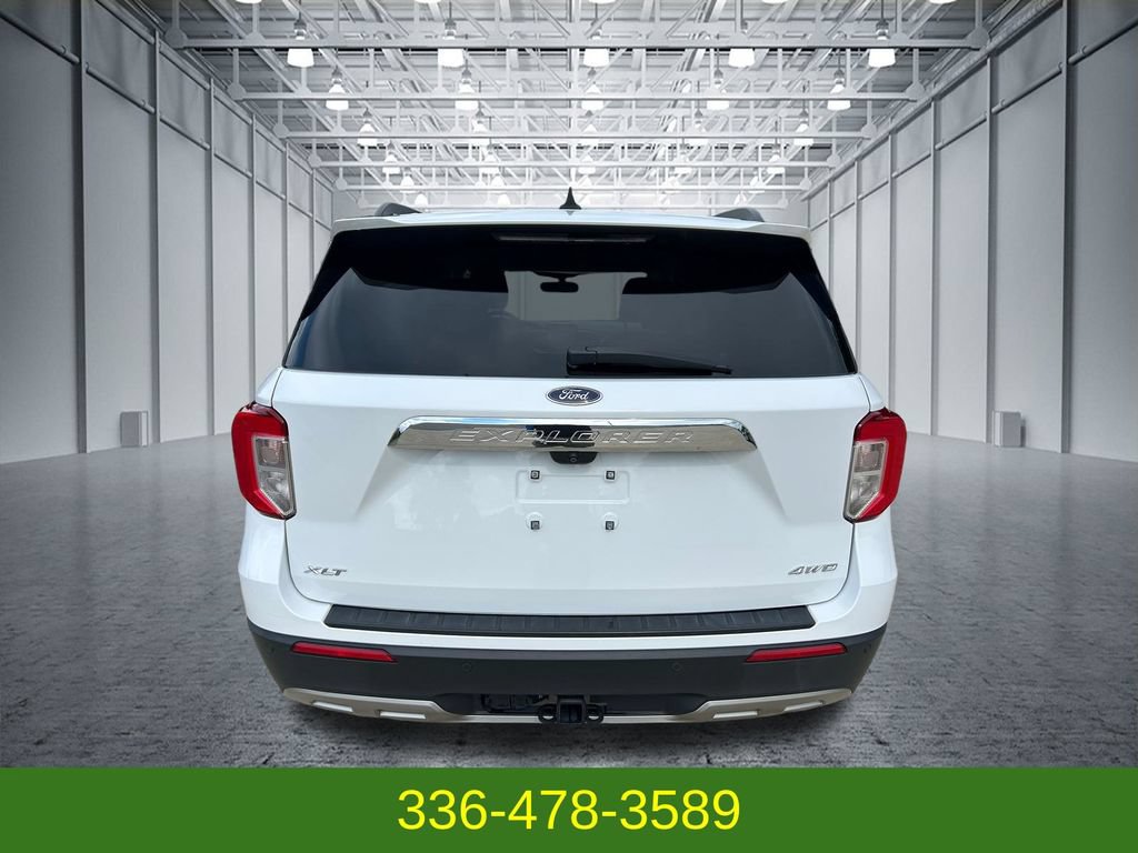 Certified 2023 Ford Explorer XLT w/ Equipment Group 202A AWD/4WD image 4