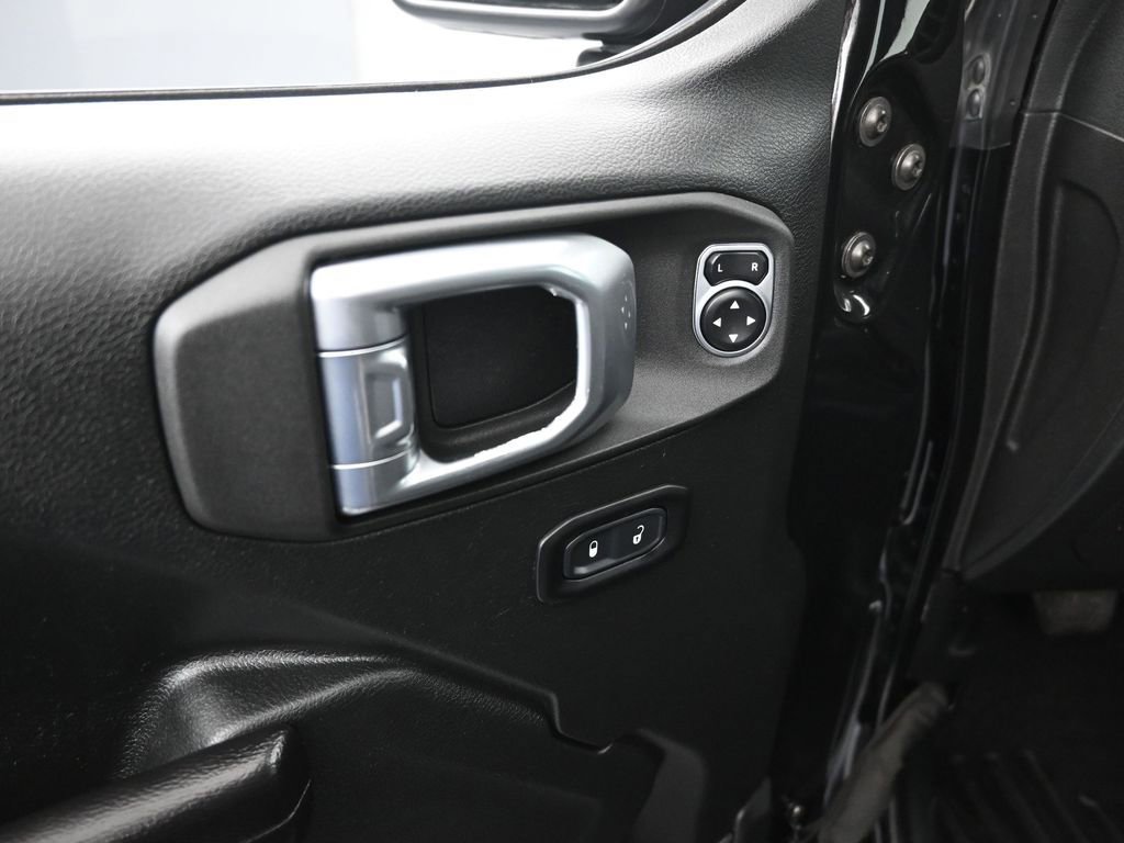 Used 2020 Jeep Wrangler Unlimited Sport image 10
