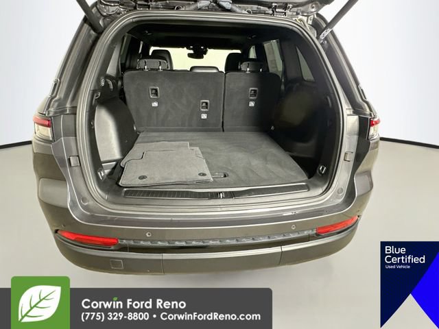 Used 2024 Jeep Grand Cherokee Altitude AWD/4WD image 30