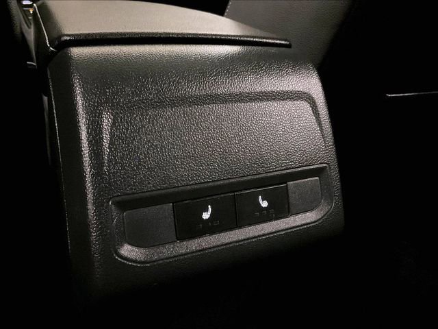 Used 2019 Volkswagen Jetta R-Line FWD image 32